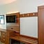 Holiday Inn Express Hotel & Suites New Boston By IHG