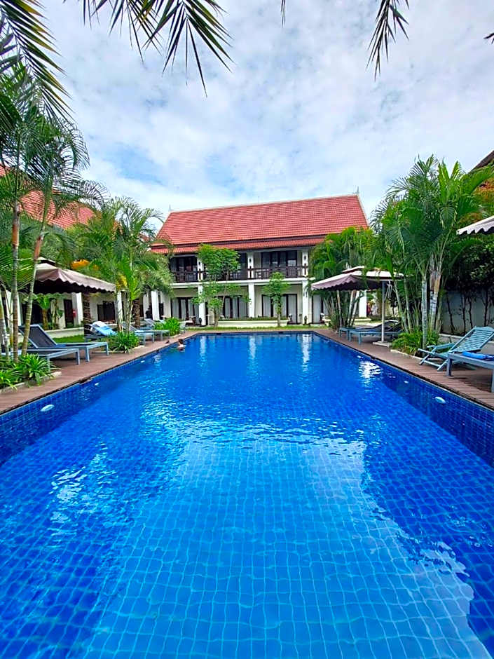 Sunrise Garden House