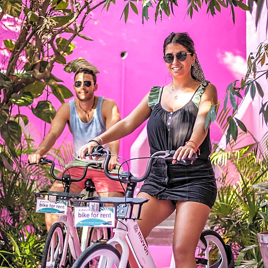 Mala Vecindad Playa Beer Hotel