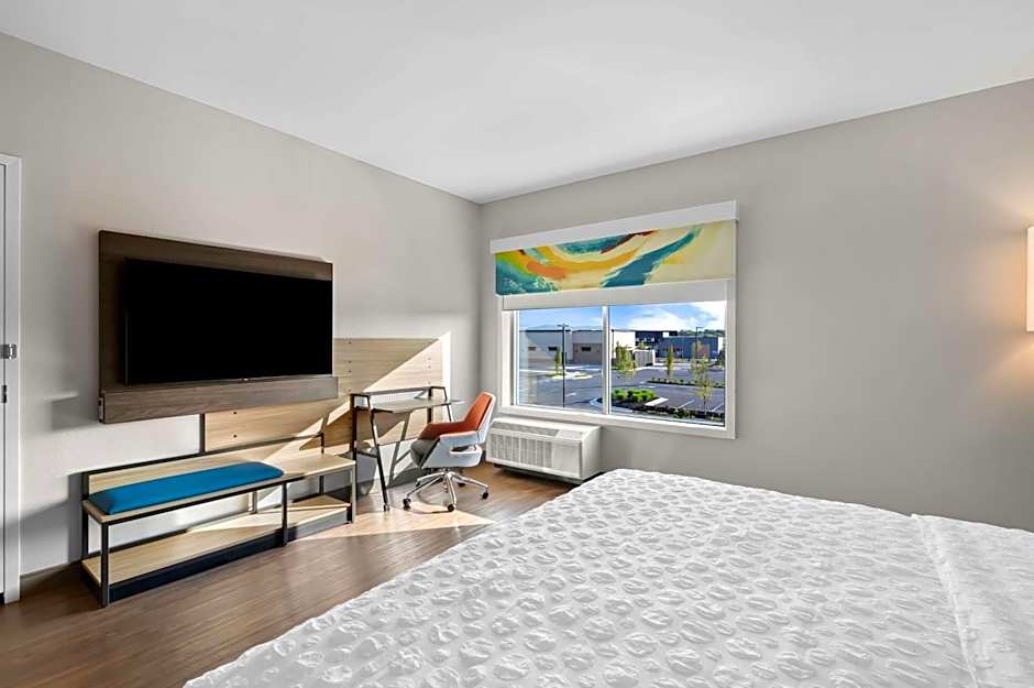 Tru by Hilton Lexington