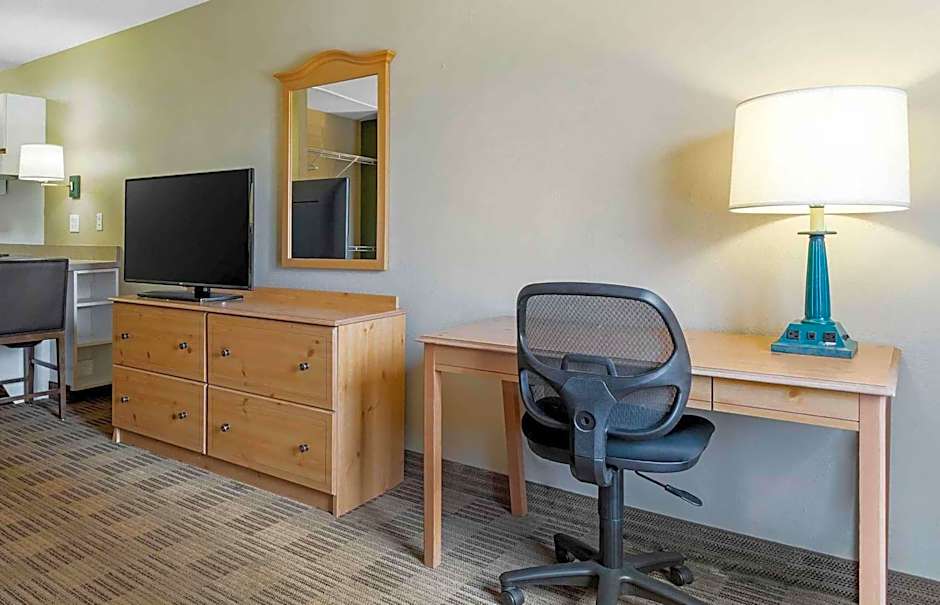 Extended Stay America Suites - Atlanta - Kennesaw Town Center