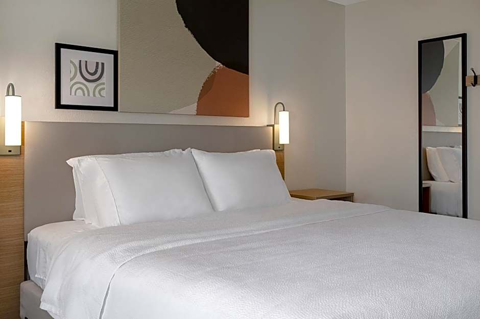 Spark by Hilton Evansville East, IN