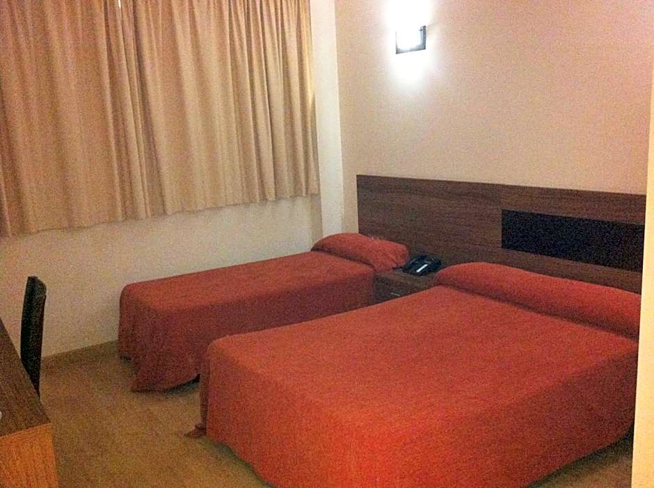 Hotel El Cruce Moraleda