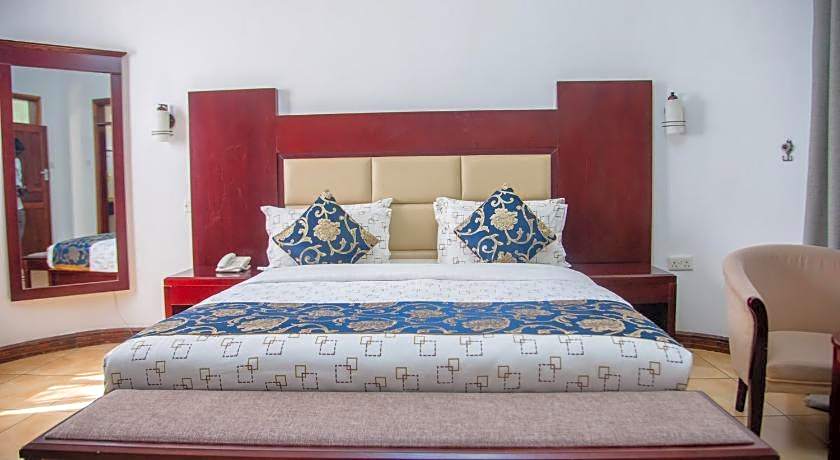 Chamba Valley Exotic Hotel.