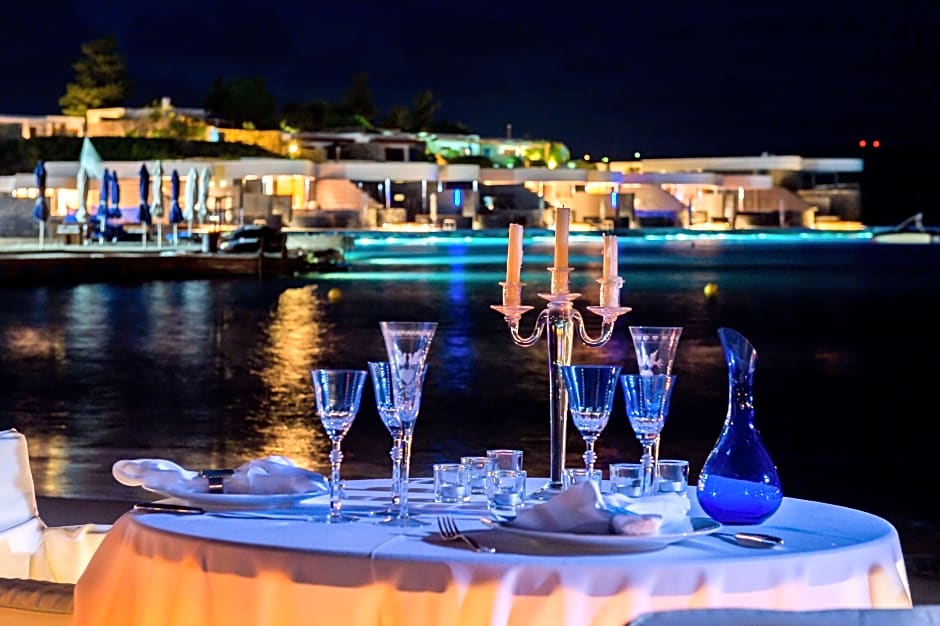 Elounda Beach Hotel & Villas, a Member of the Leading Hotels of the Wo