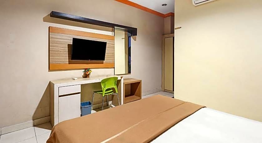 Collection O 93163 Hotel Grand Kartika