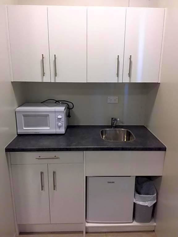 Pineacres Motel and Park