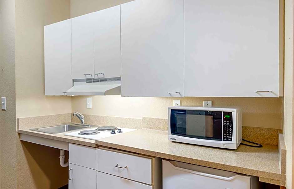 Extended Stay America Suites - Piscataway - Rutgers University