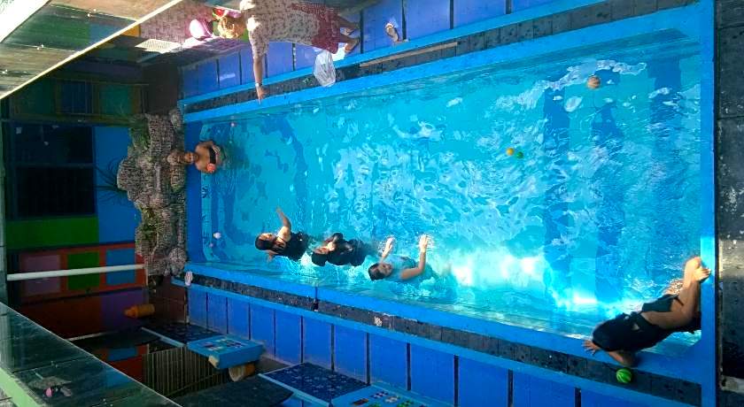 OYO 91601 Double-Degree Syariah (Female & Family)