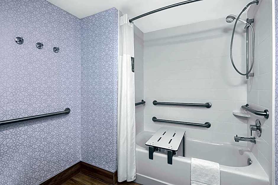 Hampton Inn By Hilton & Suites Macon I-75 North
