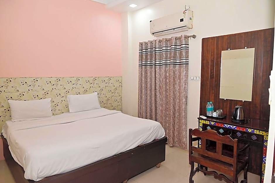 Hotel Ganga Monastery