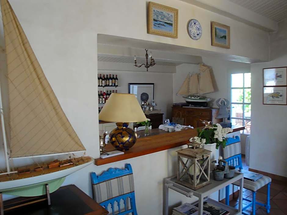 Le Buzet Bleu Bed & Breakfast