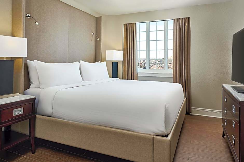 Hotel Alex Johnson Rapid City, Curio Collection by Hilton