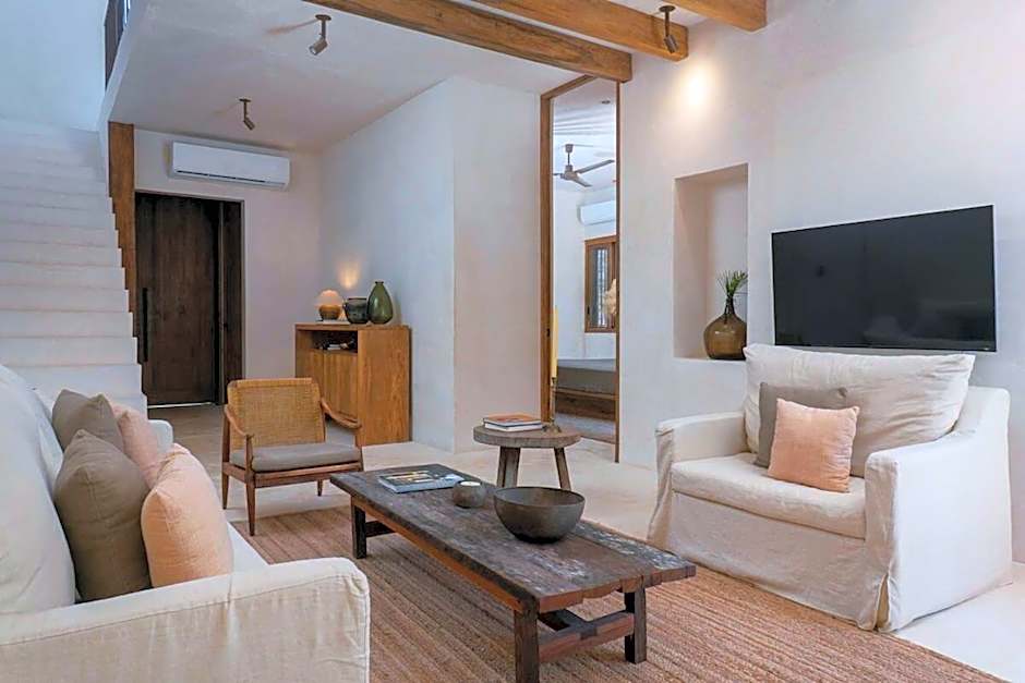 Boho Organic 3BR Villa, Gated Community, Rooftop