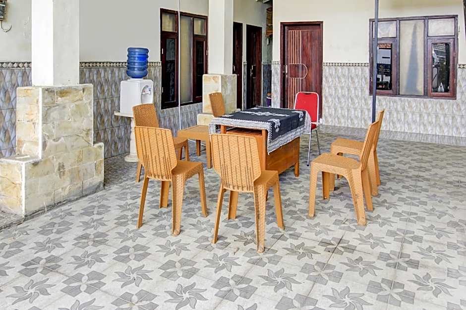 Hotel O Zeevanna Guest House Syariah