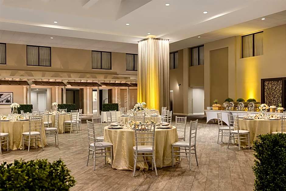 DoubleTree by Hilton Laurel