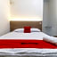 RedDoorz Plus near WTC Batanghari Mall