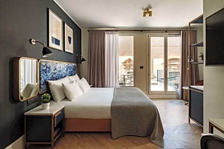 Deluxe Suite, 1 Bedroom, Terrace, City View (1 Double Bed)