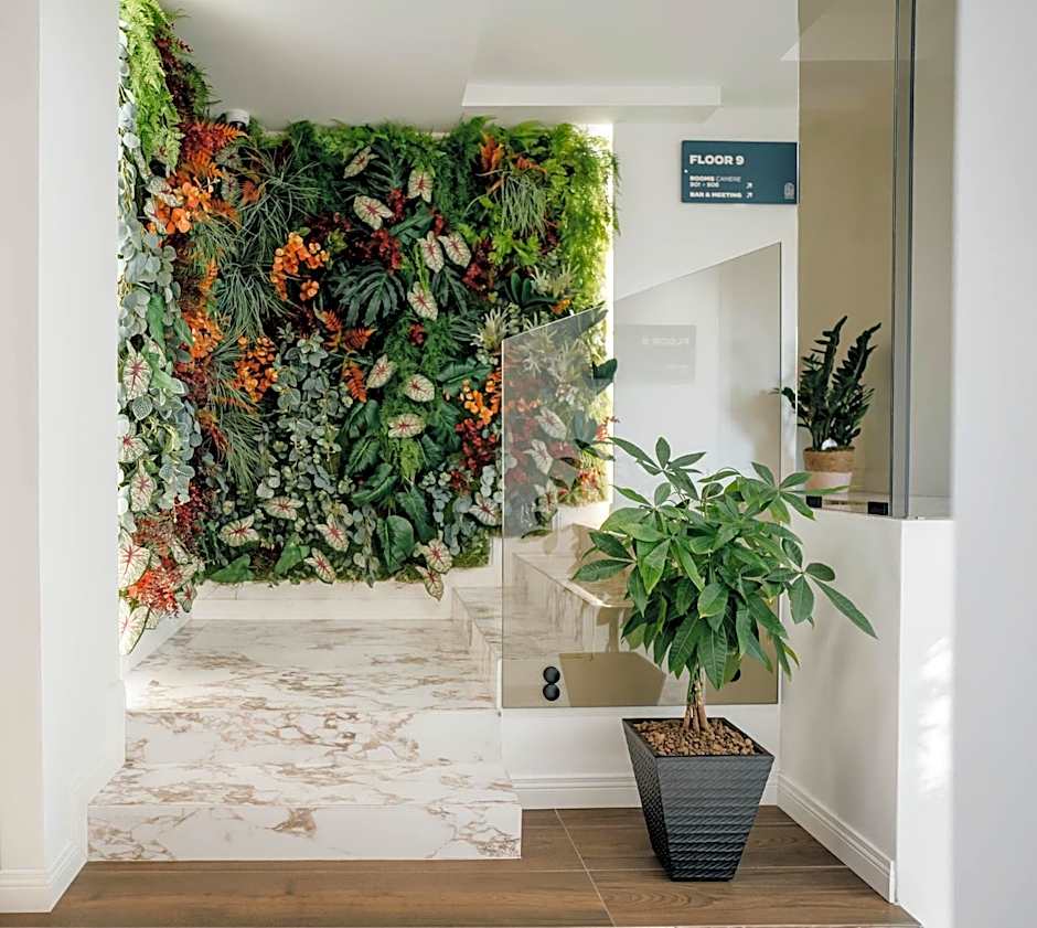 POETICA BOUTIQUE SKY HOTEL