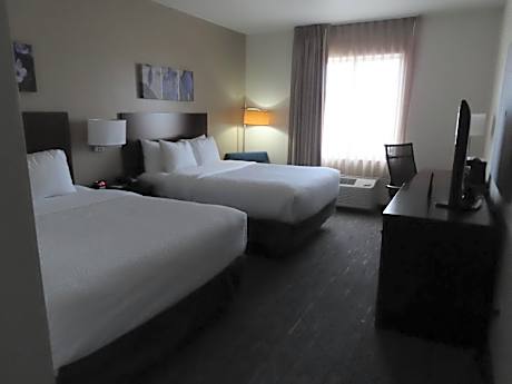 Suite with Two Queen Beds - Accessible/Non-Smoking