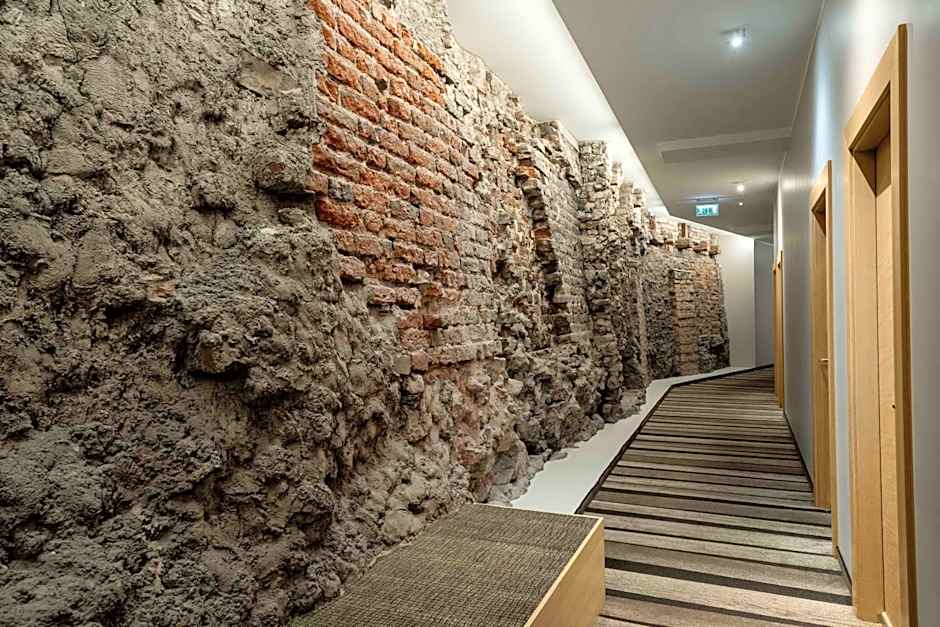 Wellton Centrum Hotel & SPA