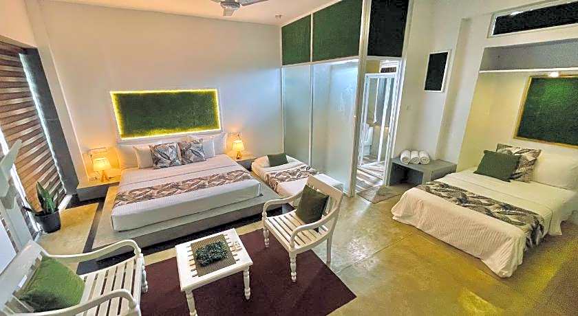 8Plus Motels
