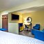 Days Inn & Suites by Wyndham Waterloo