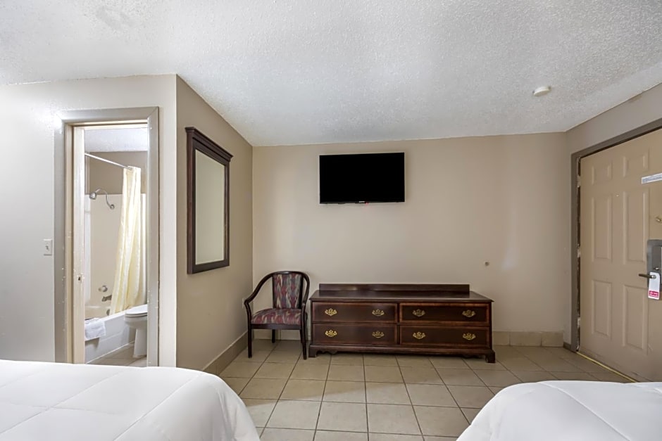 Americas Best Value Inn Woodward at 8th St