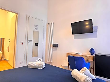 Deluxe Double Room with Balcony and Sea View