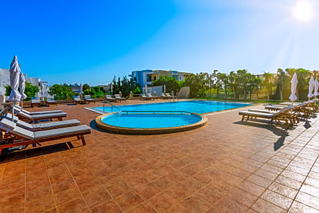 W Suites