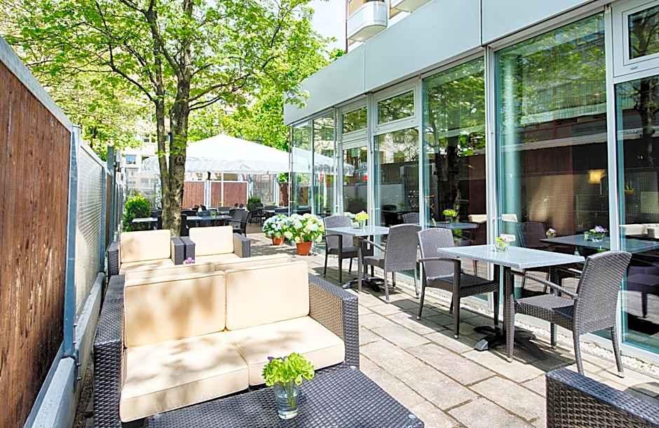 Leonardo Hotel & Residenz Muenchen