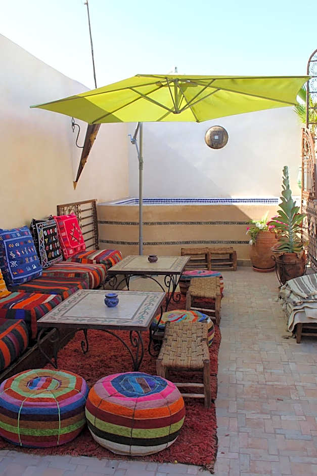 RIAD MAKENE MOUCHKILL