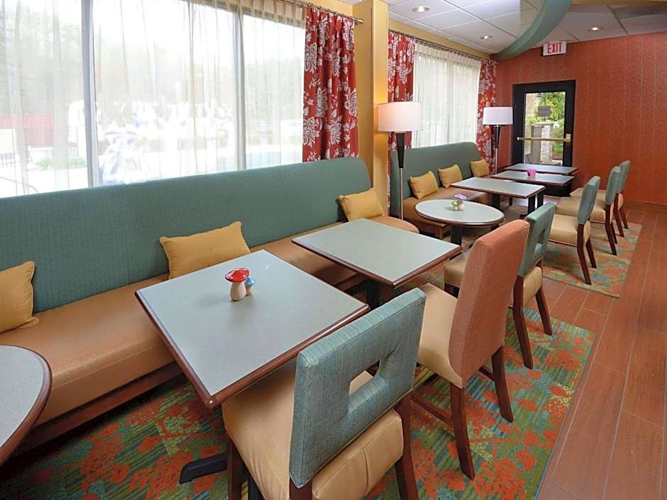 Hampton Inn By Hilton Martinsville