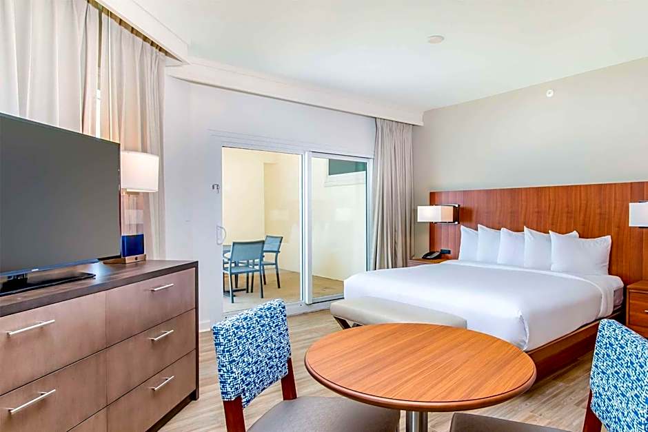 Hilton Pensacola Beach Gulf Front