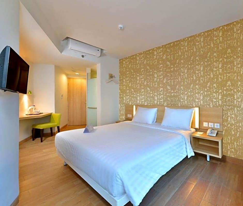 Whiz Prime Hotel Sudirman Cilacap