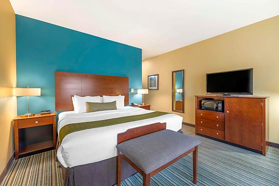 Best Western Plus Patterson Park Inn