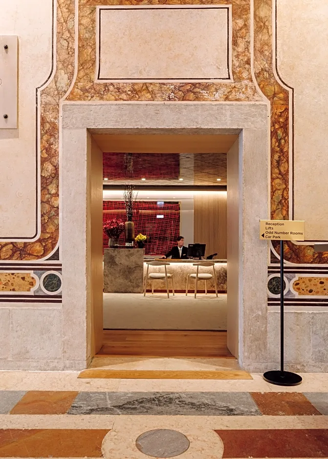 The One Palácio da Anunciada