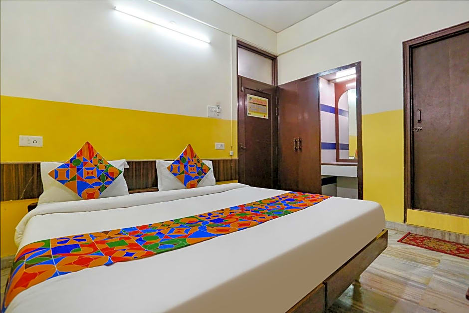 OYO Flagship 77769 Hotel Ashoka Inn