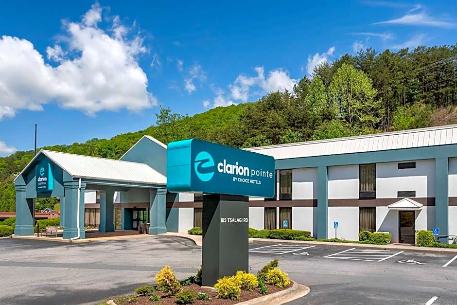 Clarion Pointe Cherokee