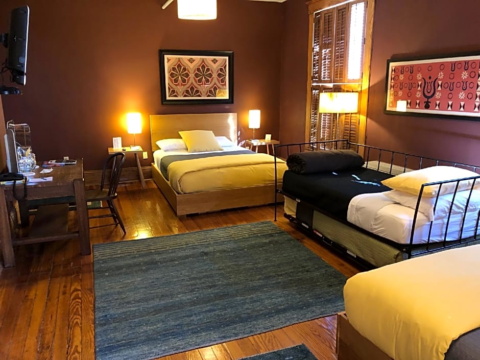 Hotel Frederick