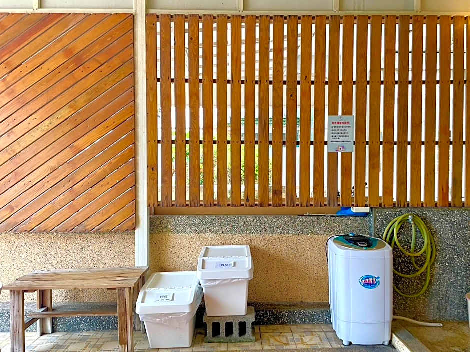 Small Ryukyu Loju sunrise Inn