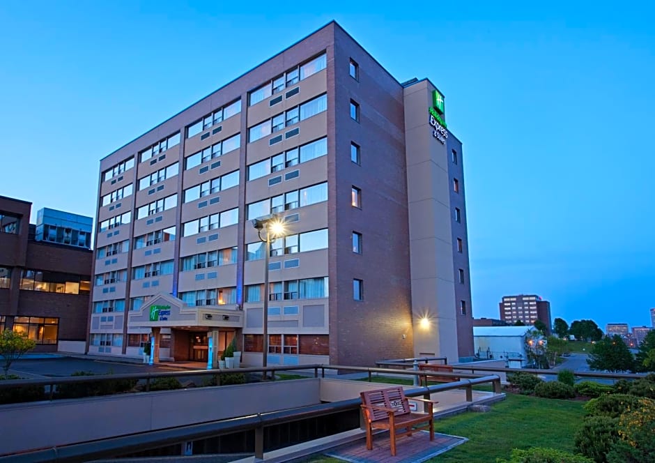 Holiday Inn Express Hotel & Suites Saint John Harbour Side