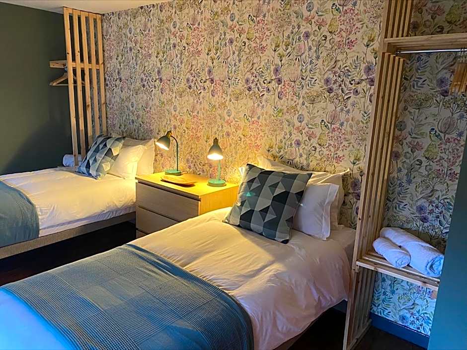 Masonic Arms Gatehouse