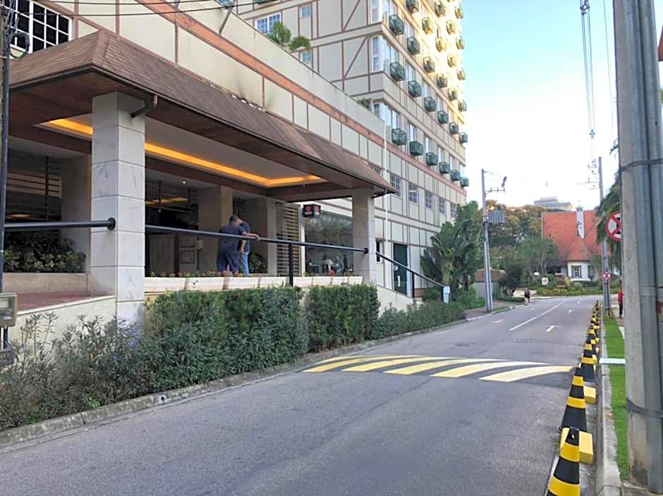 Flat Garden Itaipava