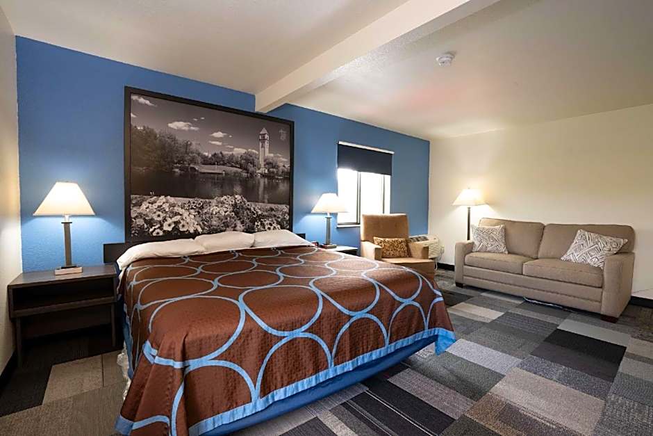 Super 8 by Wyndham Spokane Valley