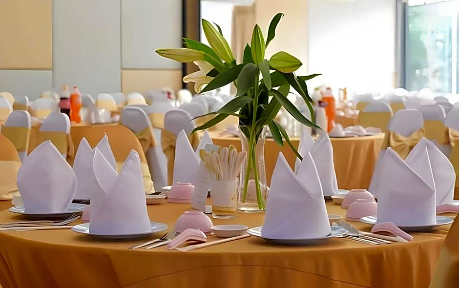 Namthong Nan Hotel