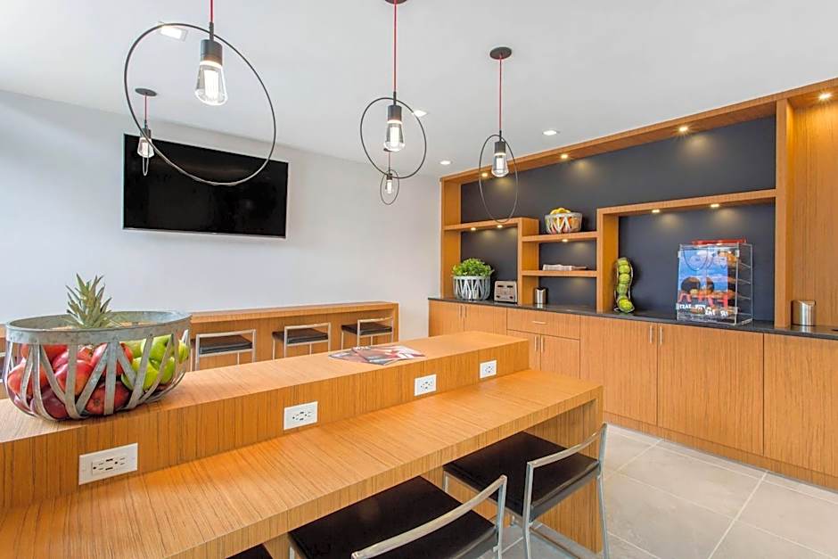 Insignia Hotel Brooklyn, an Ascend Collection Hotel