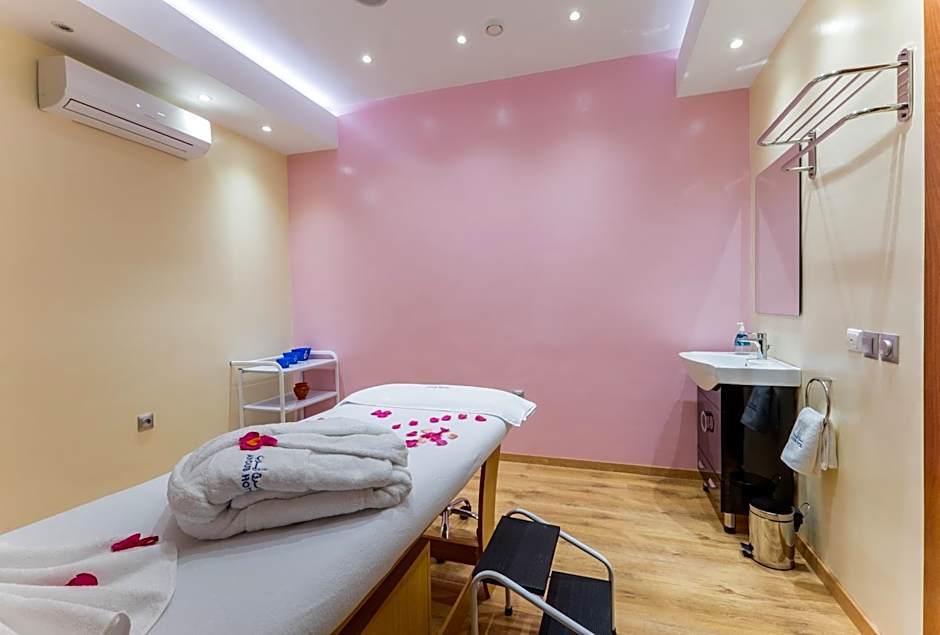 Hotel Ayoub & Spa