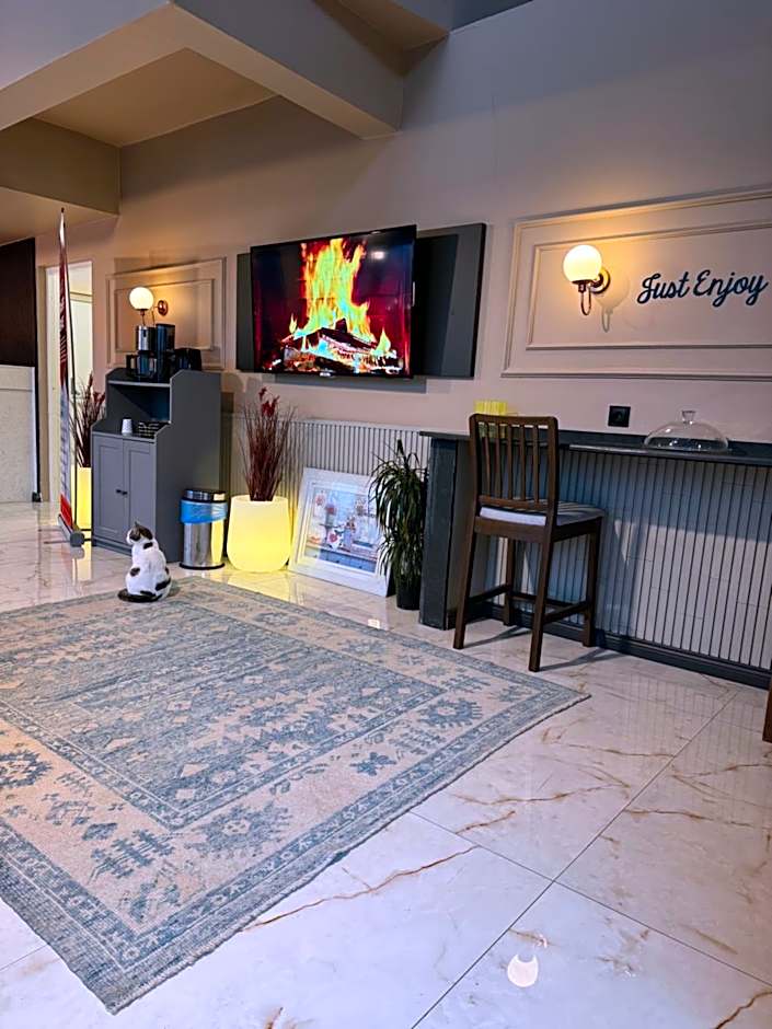 Park Hotel & Private Transportation İstanbul Airport-By Loft