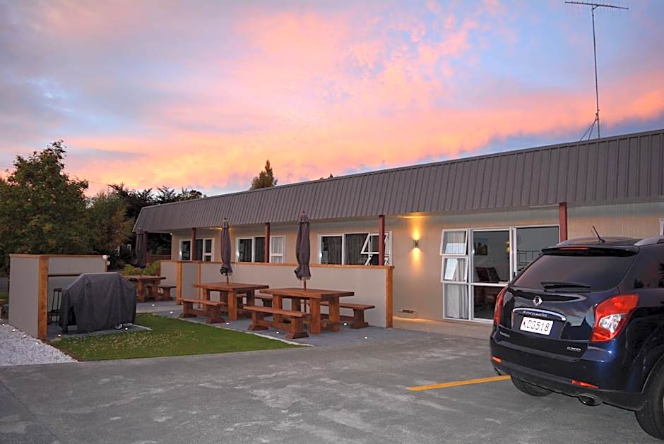 Amber Court Motel
